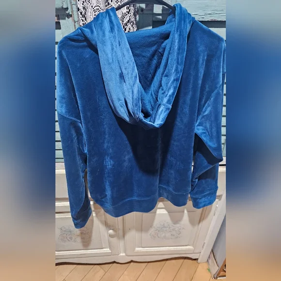 DKNY Sport Vibrant Blue Velour Set - Picture 5 of 6